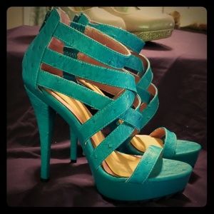 JustFab Cortlan-Blue Strappy Platform Sandal